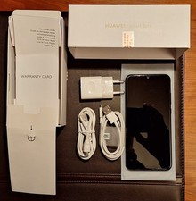 smartphone Huawei 51093 P Smart 2109 , acquistato come muletto ed usato poco.