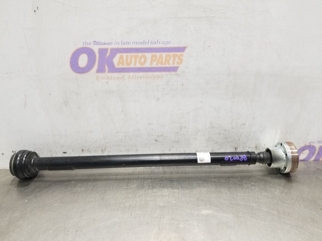 22 2022 MASERATI LEVANTE 3.8L V8 FRONT DRIVE SHAFT 