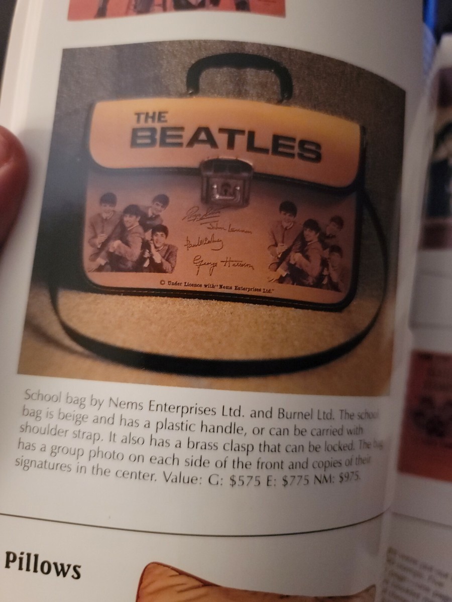 BeatleMania A Collector's Guide w/Price Guide 575+ Color Photos
