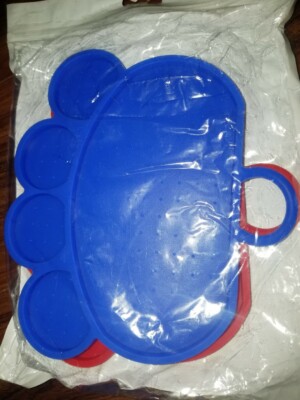 OYRLIZE Dog Lick Pad Bath Toys - FDA Approved Train, Wash, Groom Distraction Mat