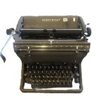 Foto 1 di 12