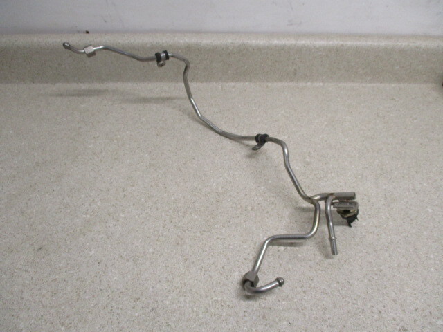 10 to 15 BMW 750i 4.4L Twin Turbo High Pressure Fuel Feed Pipe 