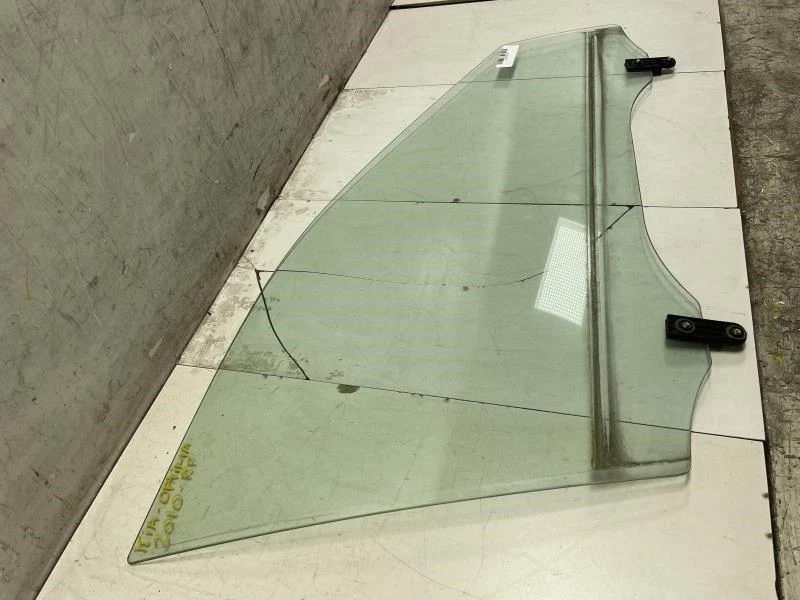 2010 KIA OPTIMA FRONT RIGHT PASSENGER SIDE DOOR WINDOW GLASS OEM  - Image 3 of 4