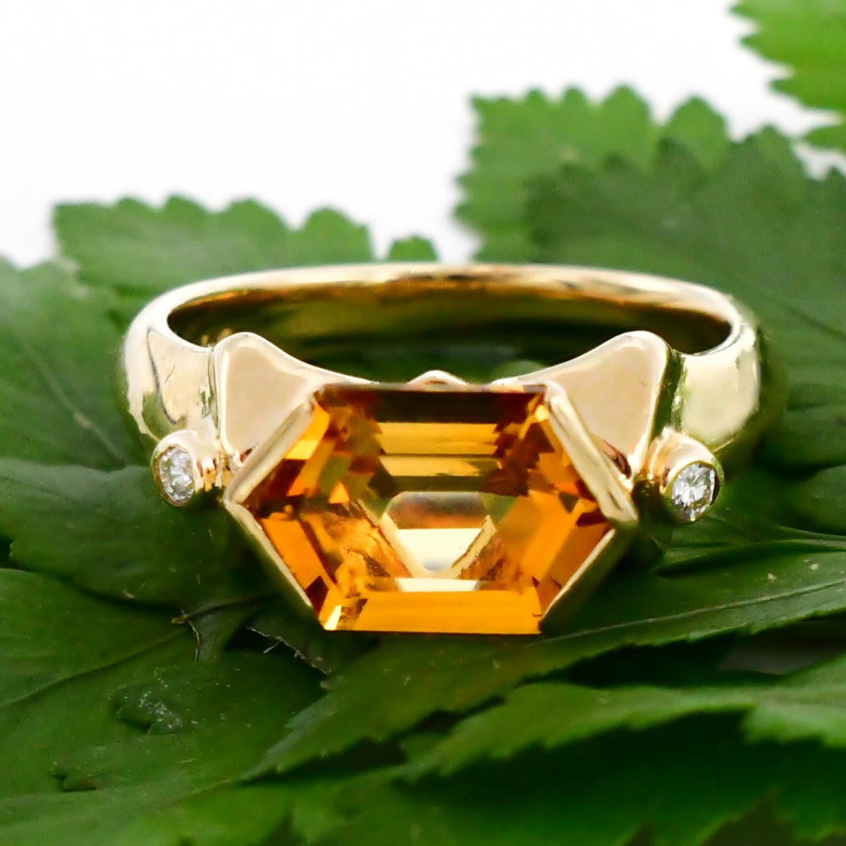 10k Yellow Gold Estate Modern Style Citrine Diamond Gem Ring