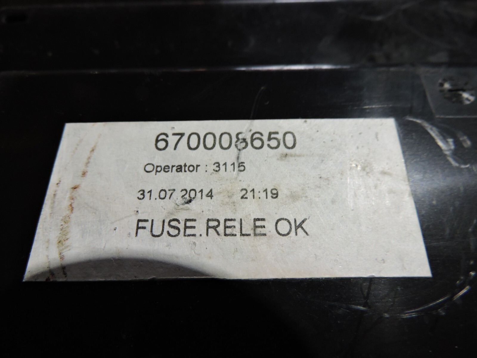 2014-17 MASERATI GHIBLI ENGINE FUSE RELAY JUNCTION BOX 67008650