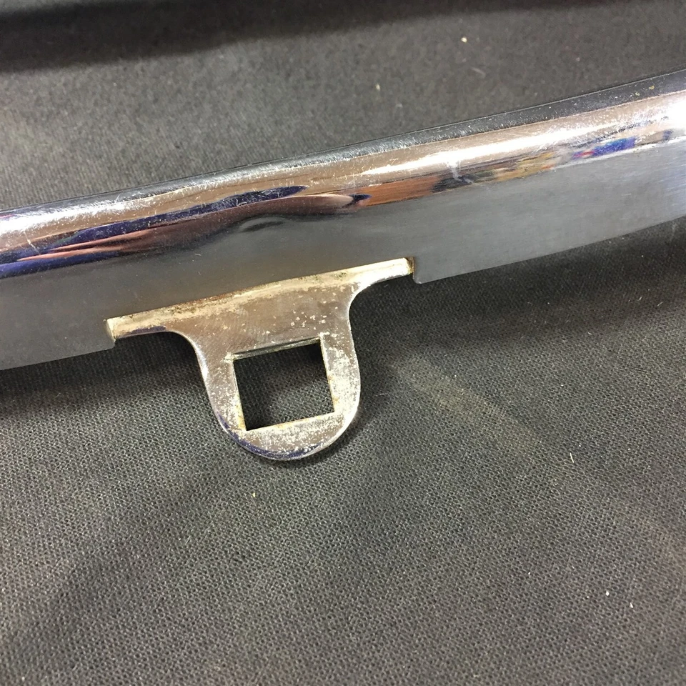 NOS FORD 1960 STARLINER C0AF-17A849-A PAIR REAR BUMPER REFLECTOR BEZELS - Image 3 of 4