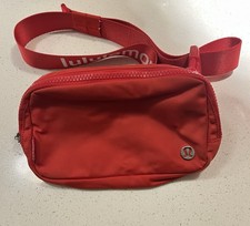 Lululemon Red Belt Bag & Fanny Pack Adjustabl...