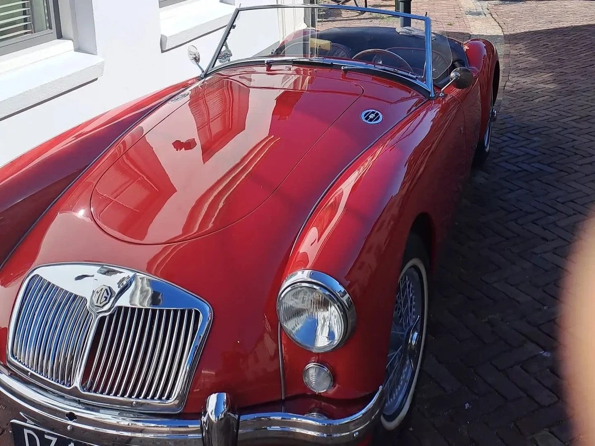 Preços baixos em Carros MG MGA | eBay
