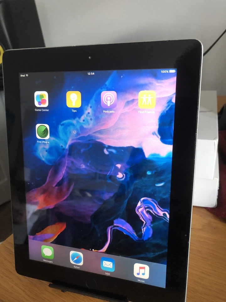 Apple iPad 2 9.7in 32GB Wi-Fi Tablet - Black - Image 3 of 4