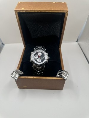 working Oakley  GMT Watch Stainless Steel Black Dial. Works. New battery. 