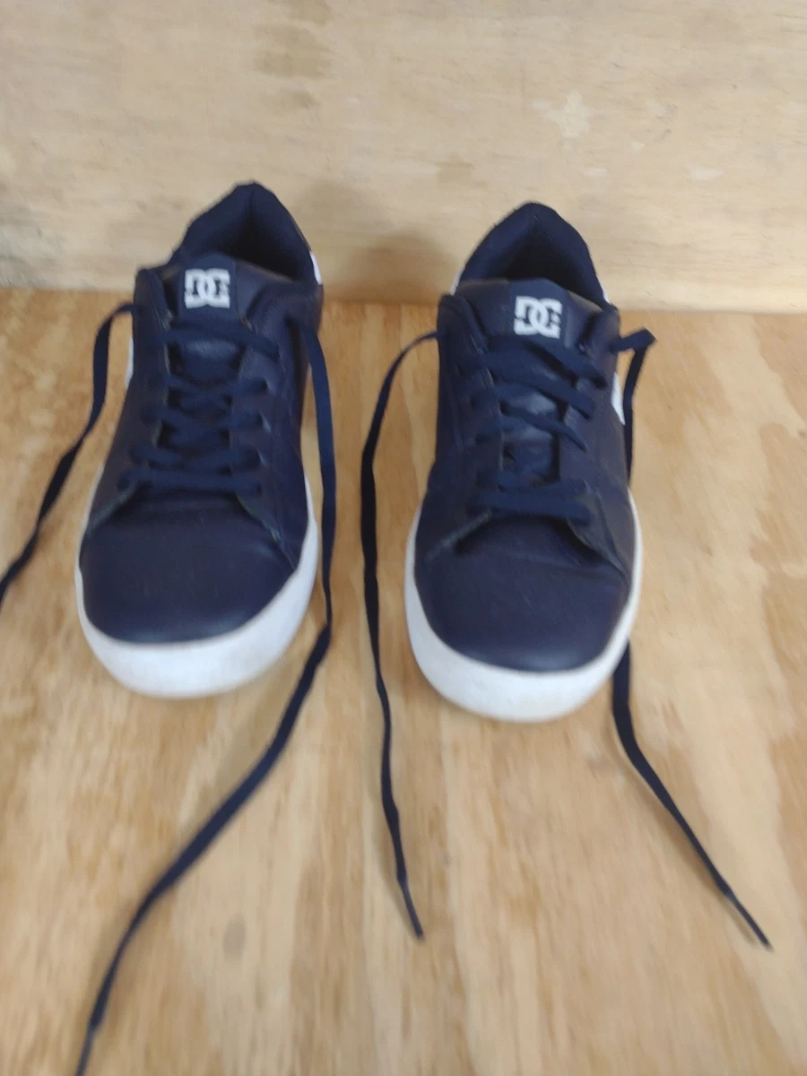 DC Gaveler Low Skate Shoes Mens 10.5 Navy Blue & White | eBay display picture 1