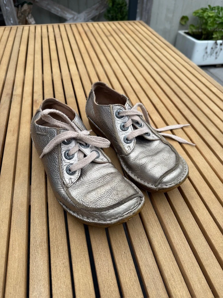 Scarpe da donna CLARKS NON strutturate Funny Dream colore oro in pelle taglia 5