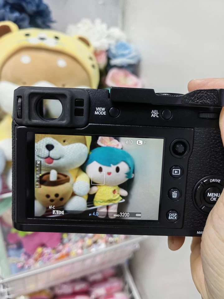 Fuji Fujifilm X100F 100 F Black 24.3MP Digital Camera English Language Excellent - Image 3 of 4