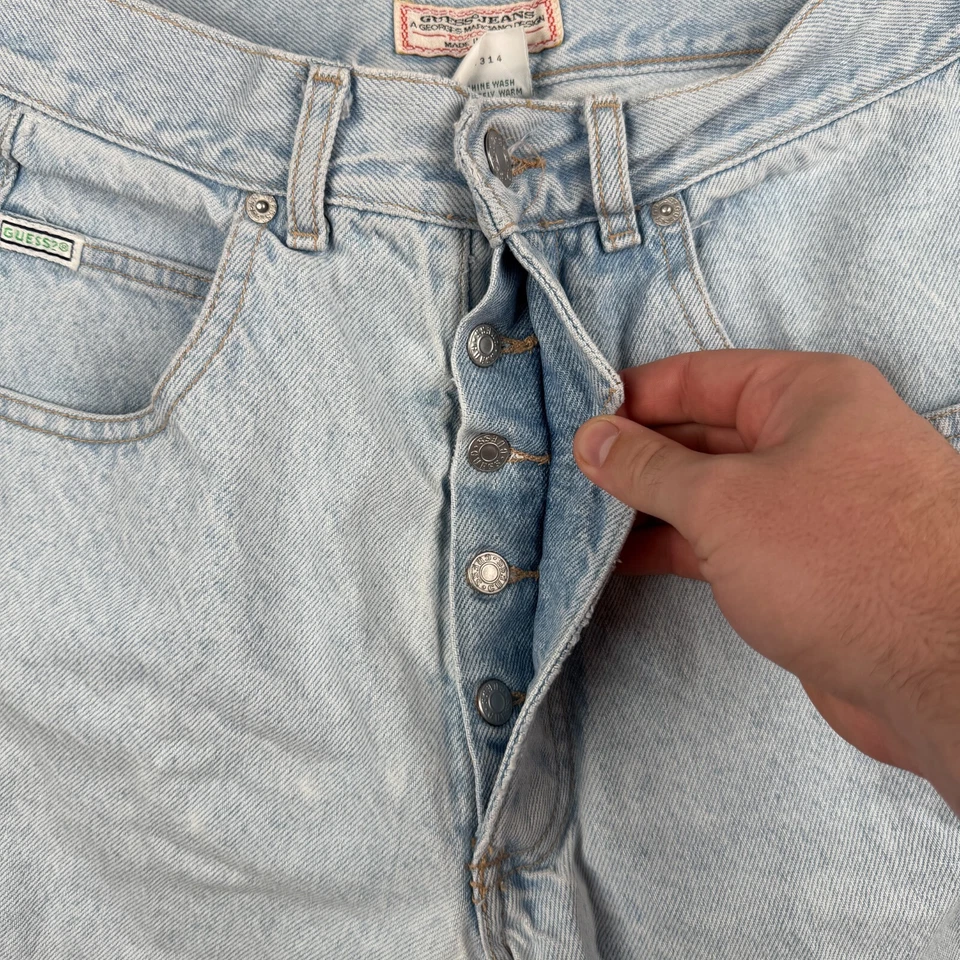 Pantalones Cortos De Colección Guess Para Mujer 28 10" Lavado Claro Botón Mosca Logo Grunge Hip Hop Años 90 EE. UU. Foto 2 de 4