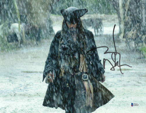 JOHNNY DEPP &#039;PIRATES OF THE CARIBBEAN&#039; SIGNED AUTOGRAPH 11X14 PHOTO BECKETT BAS 