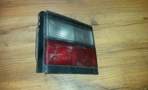 333945108 Heckleuchte komplett innen, Hinten Rechts Nenustatyta V DE100068-73