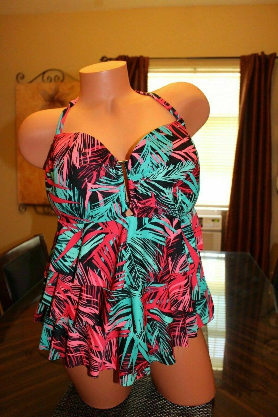 Picture 1 of 4