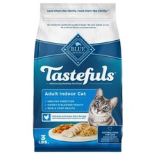 Blue Buffalo Tastefuls Adult Dry Cat Food Chicken  Brown Rice, 3-lb. Bag