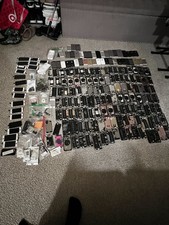 Lot of iPhones Apple Bulk Parts Repair. 122 Half iPhone And 42 Full iPhones