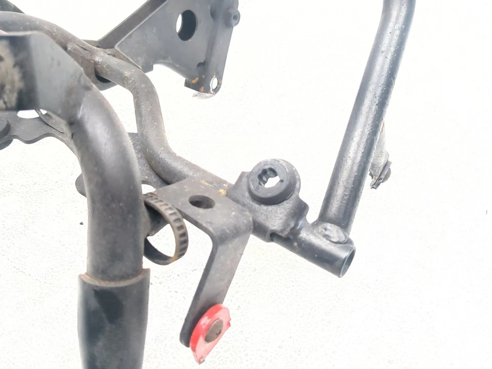 00-04 Soporte Carenado Delantero Suzuki Bandit GSF600S Foto 3 de 4