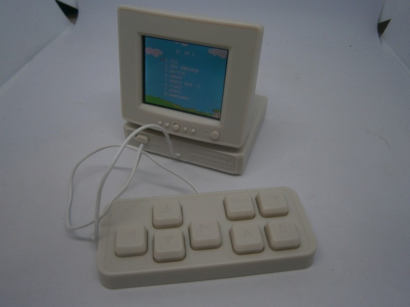 RETRO MINI COMPUTER CONSOLE PC - 240 VIDEO GAMES - 2" SCREEN - FREE POSTAGE!