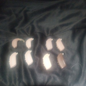 ReSound Hearing Aids lot of 8 TESTED EXCELLENT