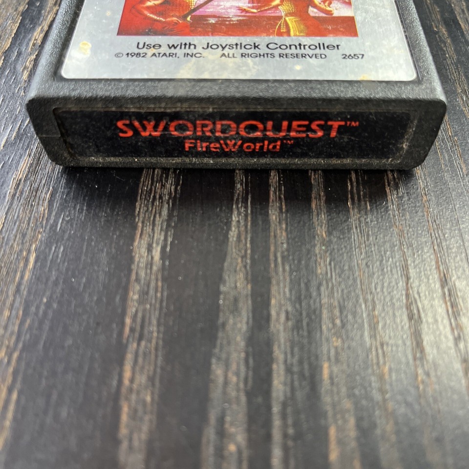Jeu Atari 2600 Swordquest Fireworld – Version Pal Complète, Boîte Et Notice (Bon état)