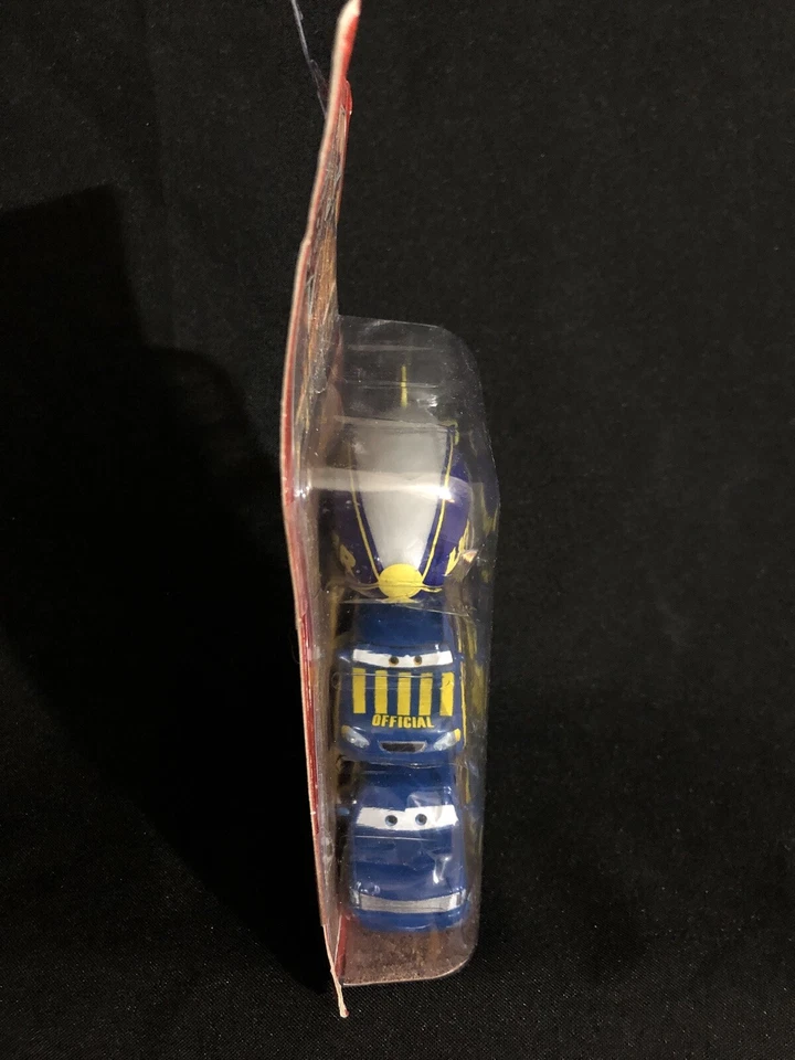 PACK DE REGALO OFICIALES DE CARRERA DE COLECCIÓN - AL A MENUDO - TOW - TOW Pixar Disney World of CARS Foto 3 de 4