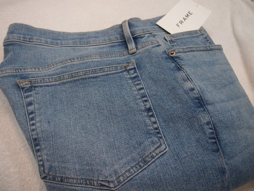 Pantalones de mezclilla ajustados de algodón elásticos L'Homme nuevos con etiquetas $198 36 x 33 palmas azules - Imagen 13 de 15