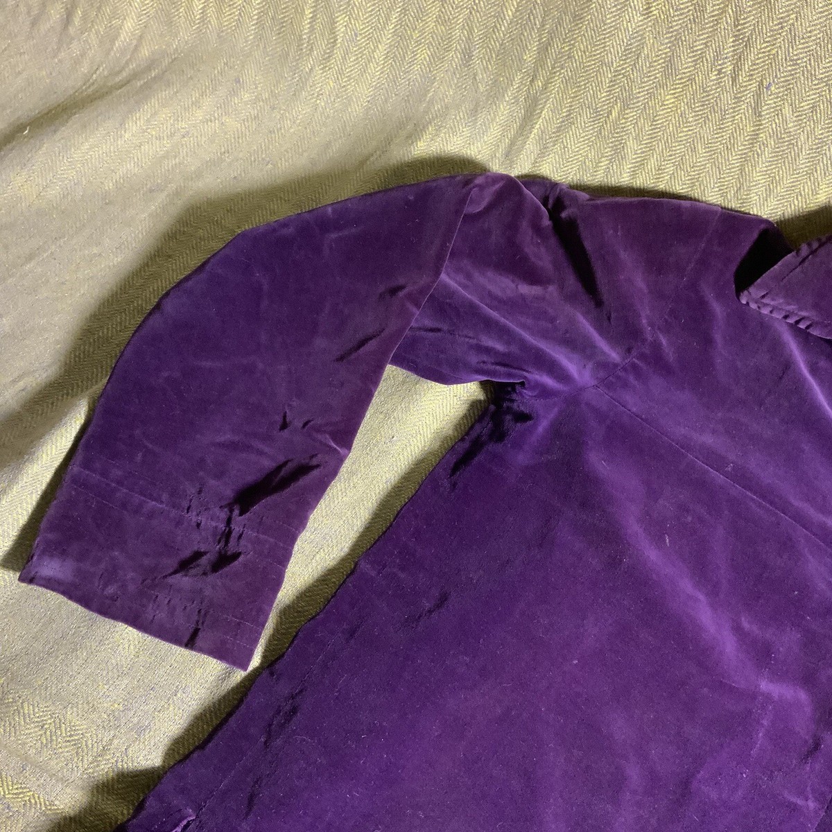 1950s PURPLE Cotton Velvet Mens NAVAJO CEREMONIAL POW WOW Blouse