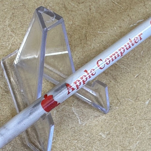APPLE Computer CRAYON _ RARE FIND _ Apple II Macintosh era - Photo 7/7