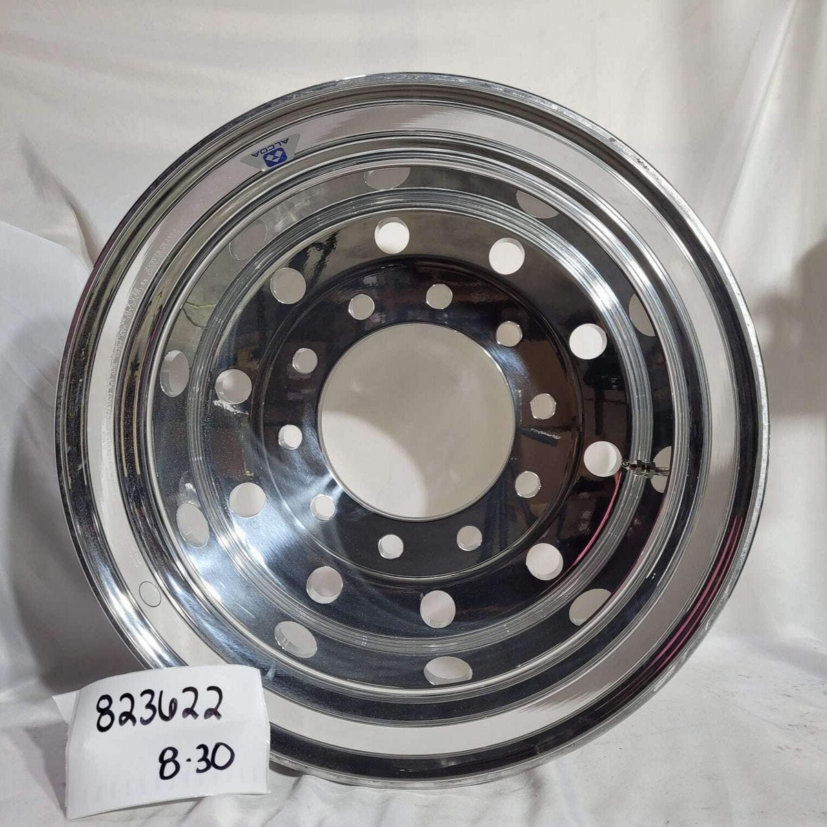 レンツ 美品 中古 α-10 2.75 Polish Mirror Alcoa 22.5x12.25 ヘアアイロン