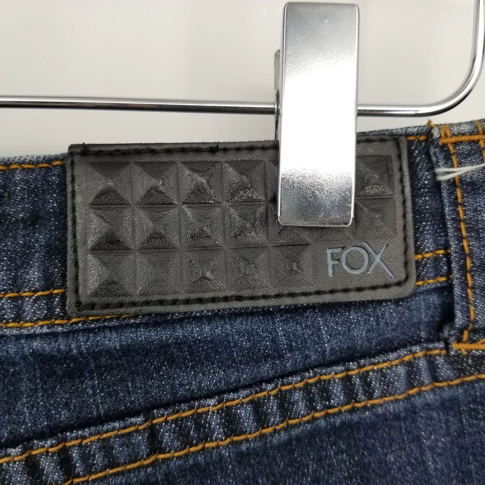 Fox Women's Blue Cotton Blend 5-Pockets Bermuda Denim Jeans Shorts Size W32/L12 - Image 3 of 4