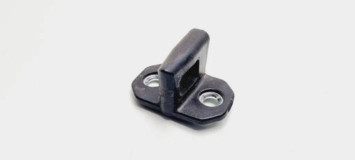 MERCEDES-BENZ C W203 Motorhaubensicherung A2037200004 1.80 Petrol 2005 31077112