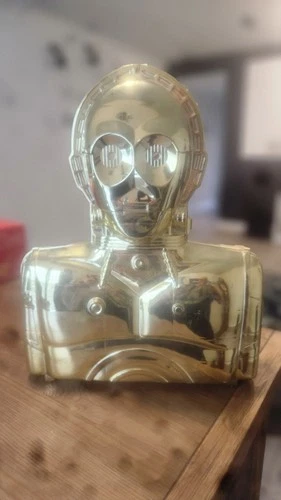 Vintage Star Wars C-3PO Carrying Case And All Figures Shown (NO ACCESSORIES)