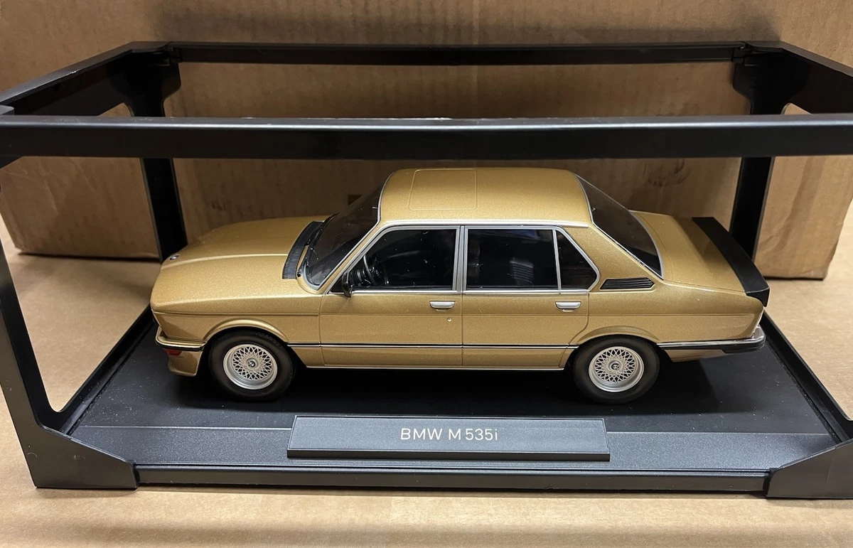 Modelcar BMW 5er (E12), orange, 1973 MCG 1:18 Metallmodell, Türen und Hauben nicht zu öffnen at