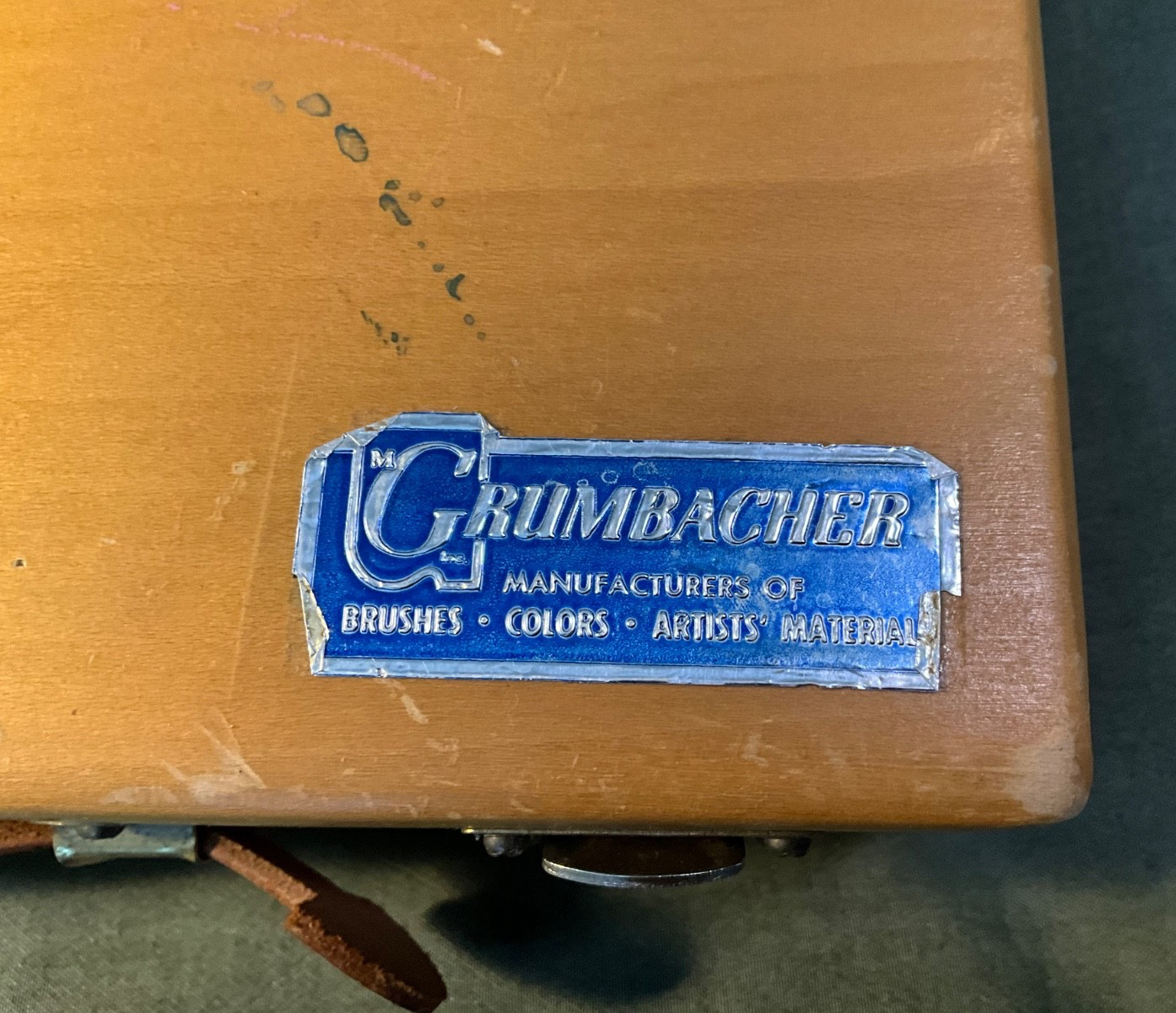 Grumbacher Wooden Artist Box Dovetail Corners Leather Handle 12 1/2 X 9 1/2 INCH