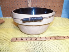 Antique Stoneware Salt Glaze Heart Design Crock Mixing Bowl w/ Wire &Wood Handle