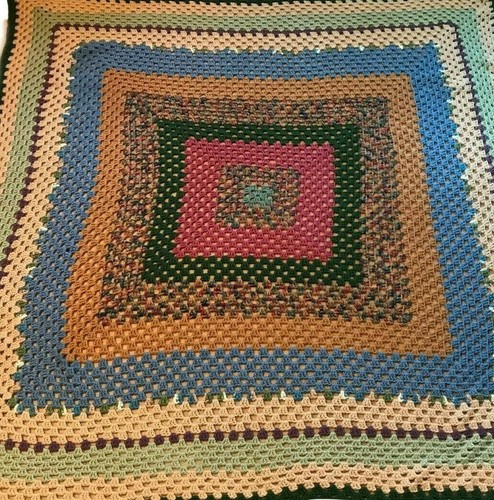 GESCHENK - bunte mehrfarbige handgefertigte gehäkelte afghanische, quadratische Muster, 68" x 68" - Bild 9 von 9