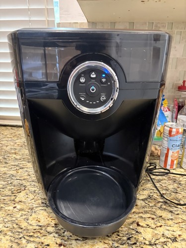 WISKERS Robot Feeder Robot in Black ~ Automatic Cat Feeder ~ Tested RF1-1000-BKS