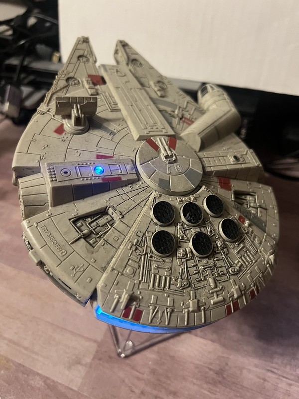 STAR WARS Millennium Falcon IHome Bluetooth Speaker Tested