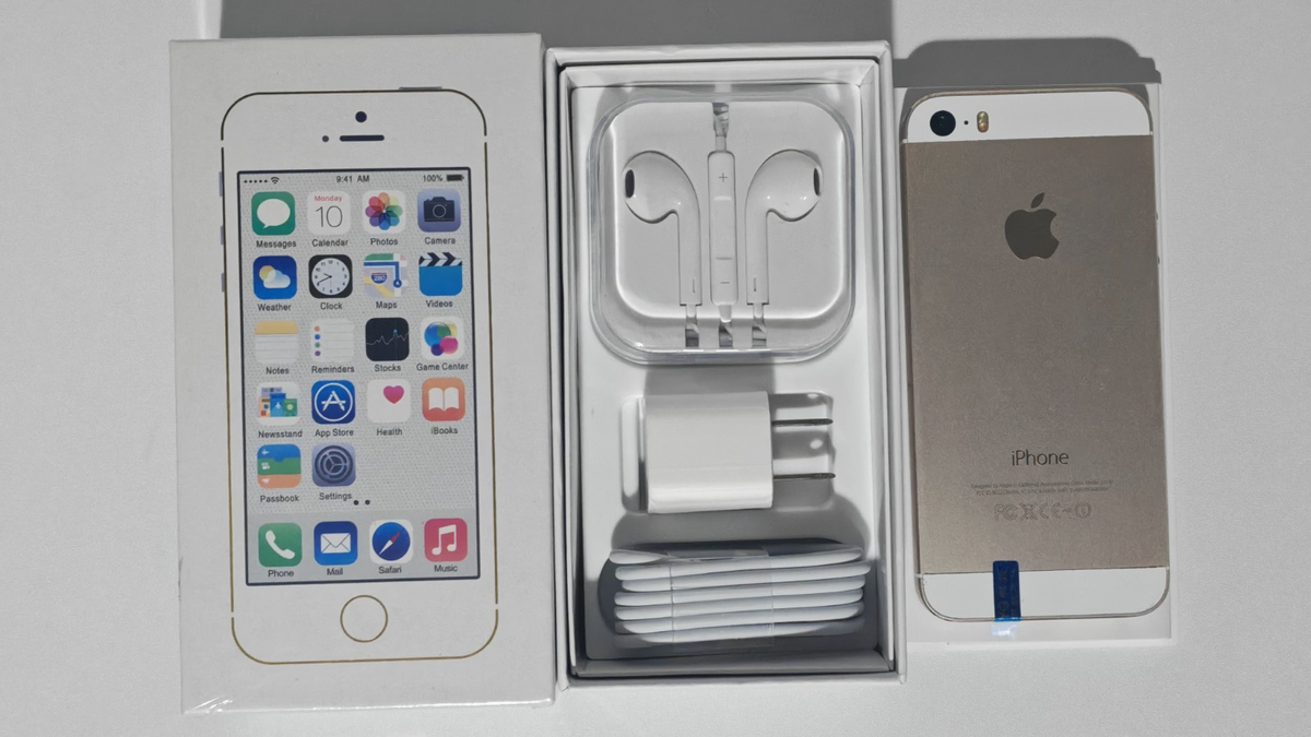 Apple iPhone 5s Unlocked 16 GB/32 GB/64 GB Gold Gray Silver Good
