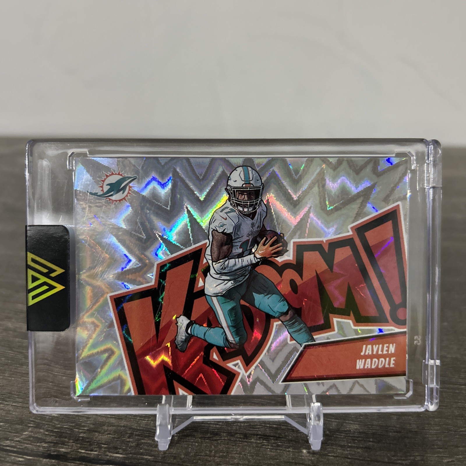 2023 Panini Absolute - Kaboom! Horizontal Jaylen Waddle #8