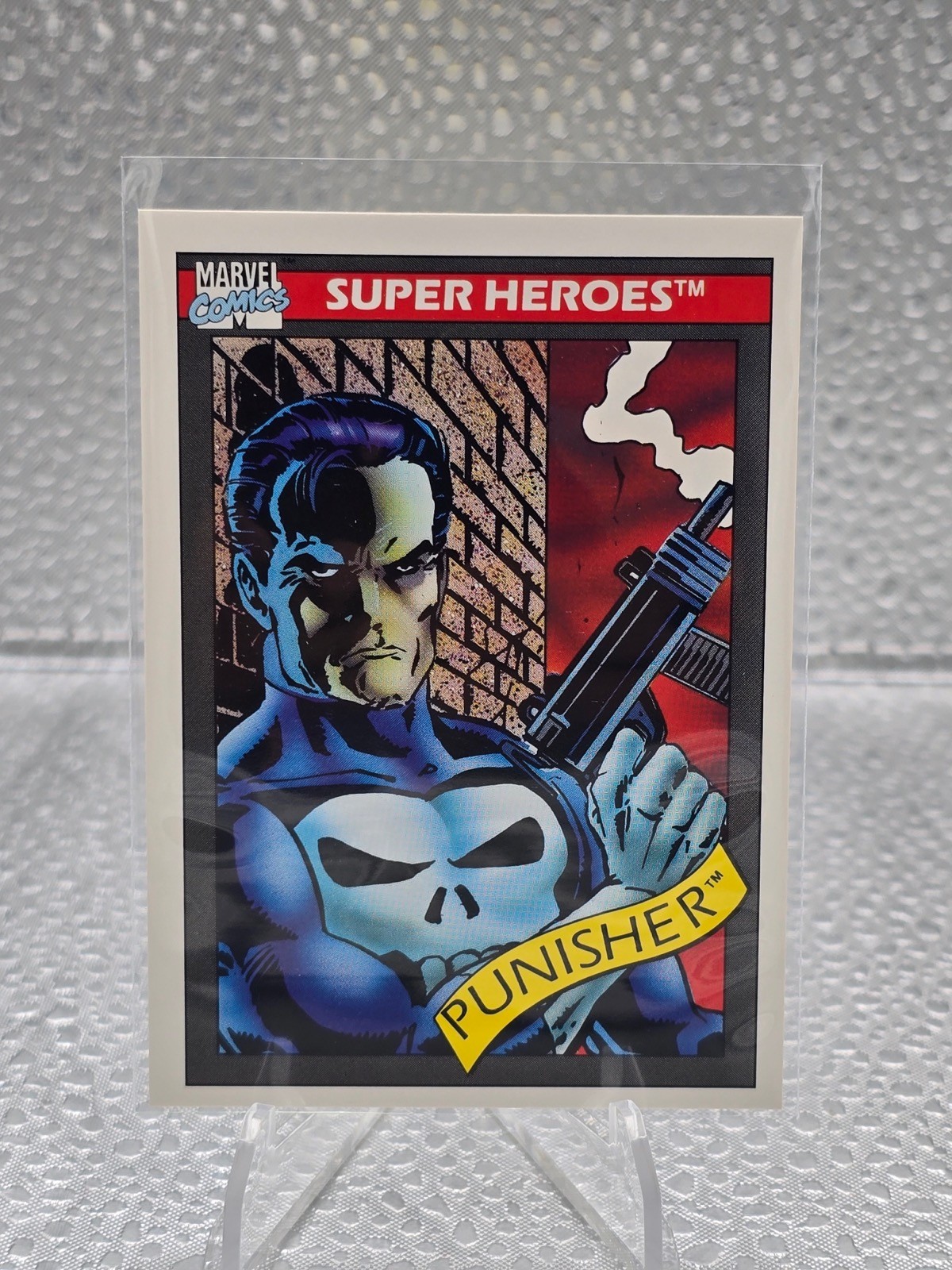 1990 Impel Marvel Universe Series 1 Super Heroes Punisher #47!