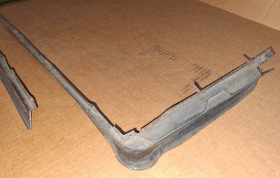 Cadillac Fleetwood  1979 Bumper Filler vorne Stoßstange Kotflügel
