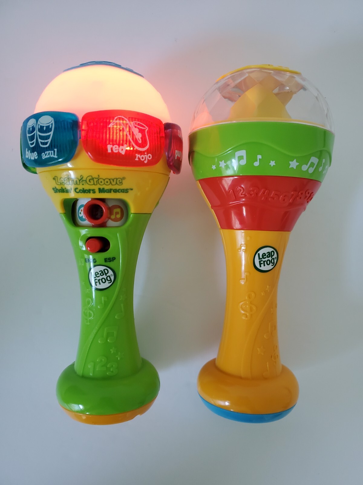 LeapFrog Learn & Groove Shakin' Colors Maracas English Spanish