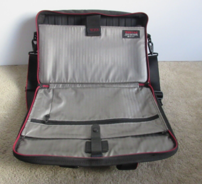 限定品 TUMI GLOBAL LIMITED EDITION 26516DL9 Tumi Alpha 2 26516DL9 T-Pass Black Briefcase Messenger Laptop Bag