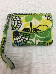 vera bradley wristlet with id window