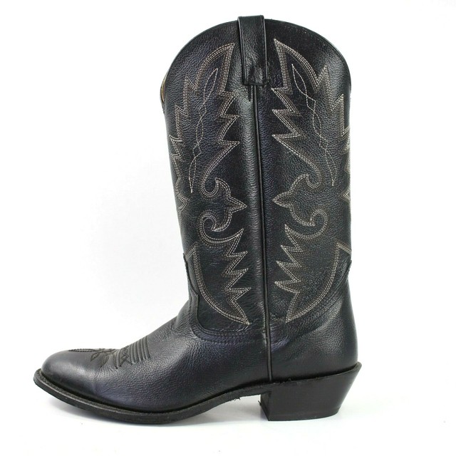 black cowboy boots with white stitching