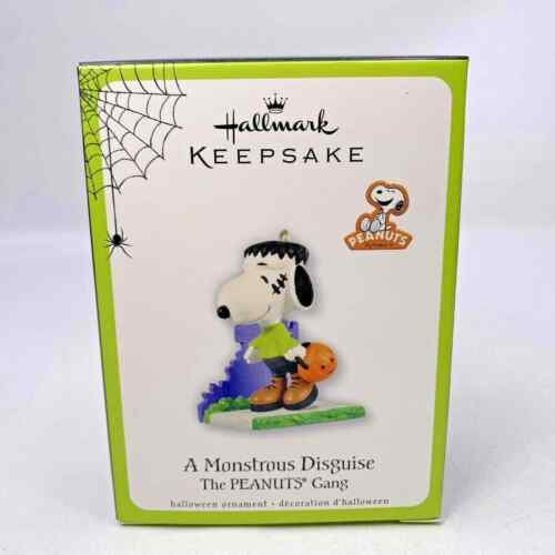 Hallmark A MONSTROUS DISGUISE Keepsake Ornament Snoopy Peanuts Gang 2011 - Zdjęcie 1 z 7